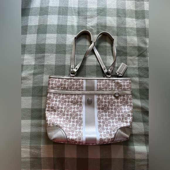 Coach Handbags - Coach bag